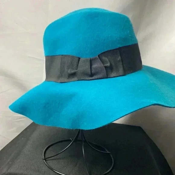 KIRNA ZANETE AT TARGET WOMENS TEAL 100% WOOL HAT BLACK RIBBON BAND  CLEAN - Picture 4 of 9